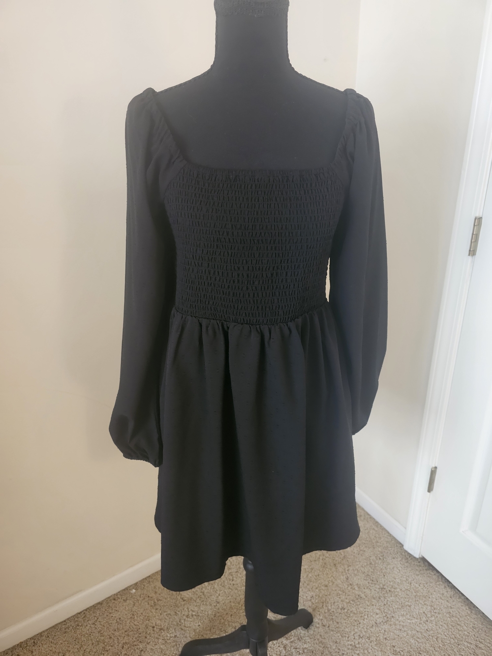 Old Navy Black Smocked Square Neck Long Sleeve Mini Dress